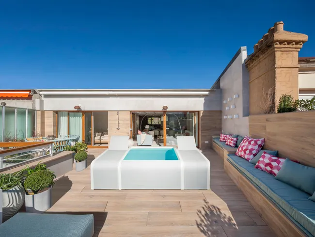 Piscina Mariposa con tumbonas GRE - Imagen 5