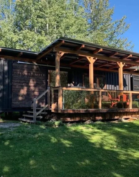 Refuge Urbain Torch & Timber – Estilo de vida moderno y minimalista