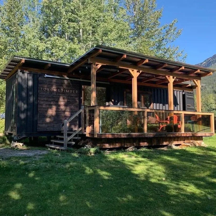 Refuge Urbain Torch & Timber – Estilo de vida moderno y minimalista